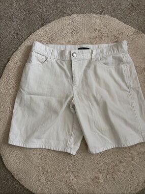 100 percent cotton ladies white shorts